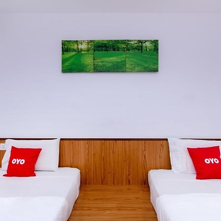 Oyo 89345 Api-Api Gh Hotel Кота Кинабалу Екстериор снимка