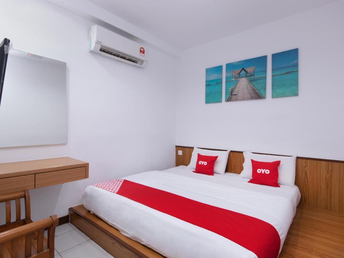 Oyo 89345 Api-Api Gh Hotel Кота Кинабалу Екстериор снимка