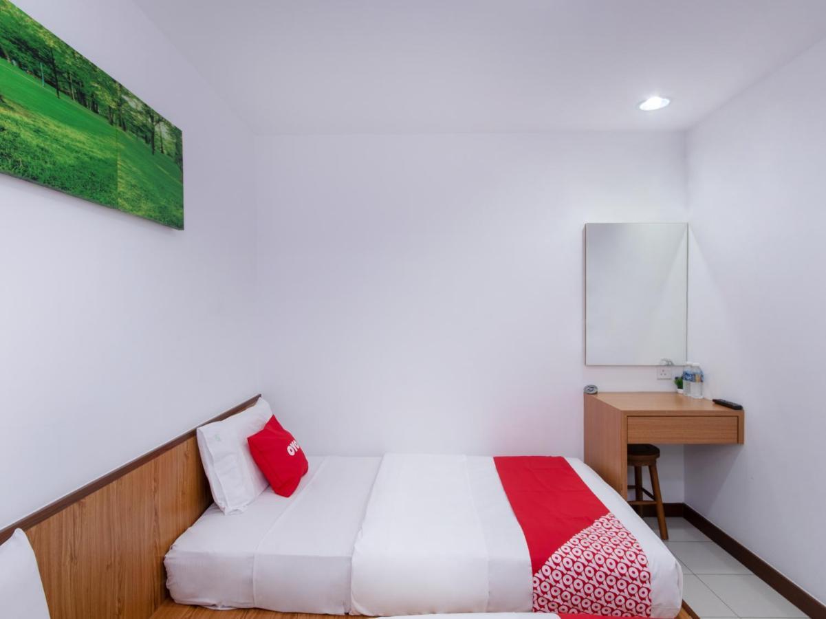 Oyo 89345 Api-Api Gh Hotel Кота Кинабалу Екстериор снимка