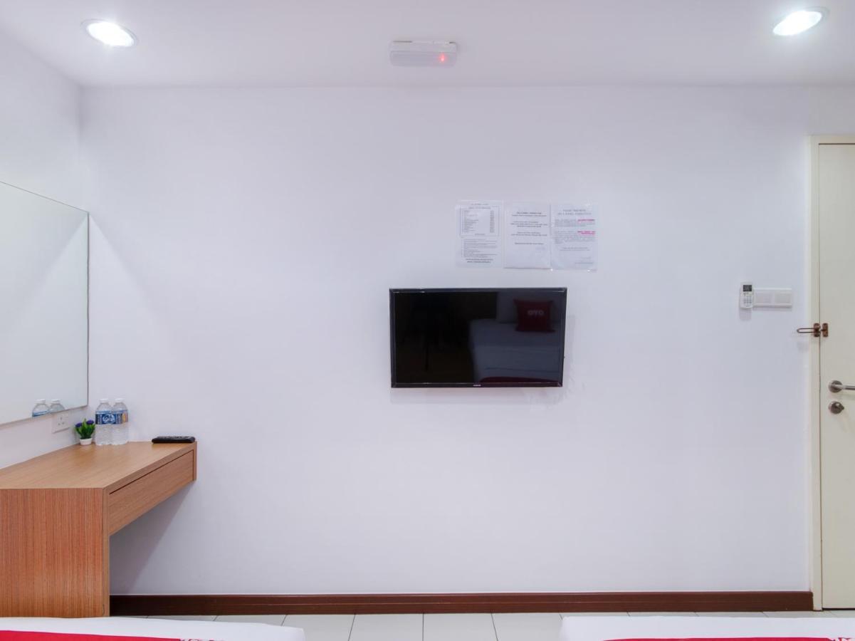 Oyo 89345 Api-Api Gh Hotel Кота Кинабалу Екстериор снимка